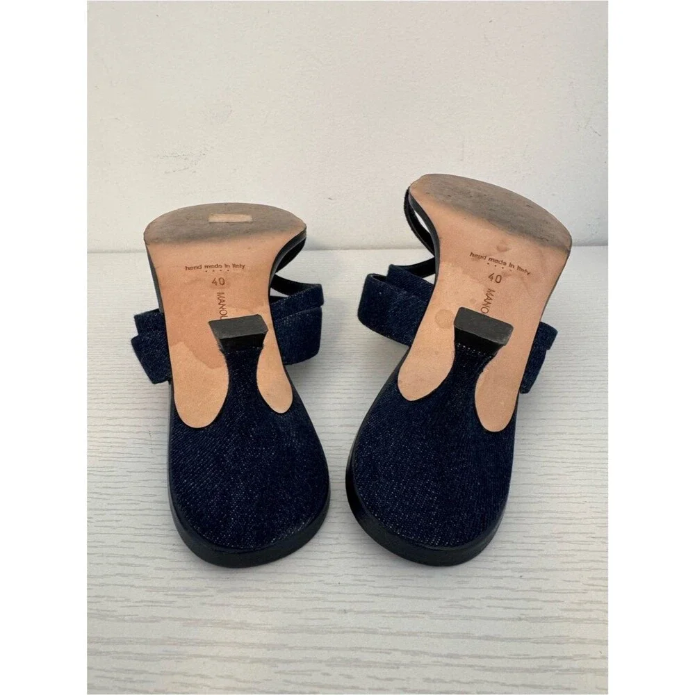 Manolo Blahnik Blue Susa Denim Low Kitten Heel Open Toe Sandals EU 40 Authentic